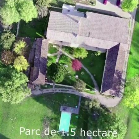 Bed and Breakfast Domaine De Gaia, Piscine, Petanque, Ping Pong, Proche Saint-Emilion Guillac  Екстер'єр фото