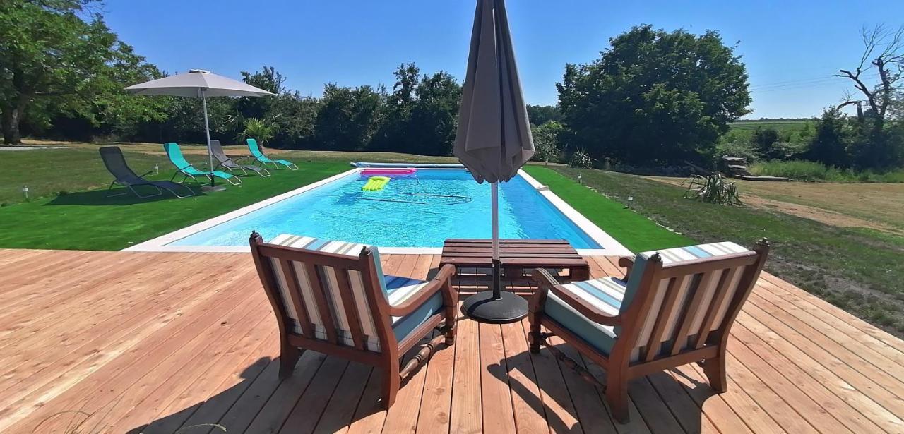 Bed and Breakfast Domaine De Gaia, Piscine, Petanque, Ping Pong, Proche Saint-Emilion Guillac  Екстер'єр фото