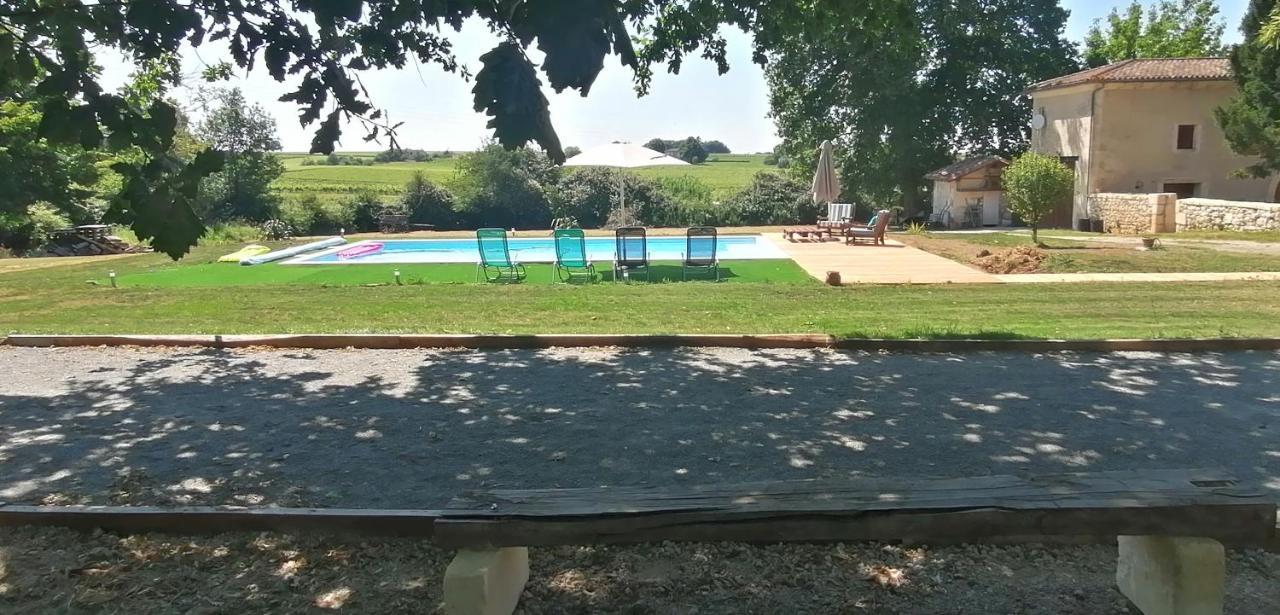Bed and Breakfast Domaine De Gaia, Piscine, Petanque, Ping Pong, Proche Saint-Emilion Guillac  Екстер'єр фото