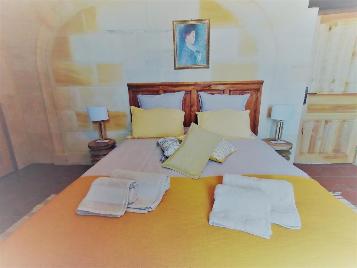 Bed and Breakfast Domaine De Gaia, Piscine, Petanque, Ping Pong, Proche Saint-Emilion Guillac  Екстер'єр фото