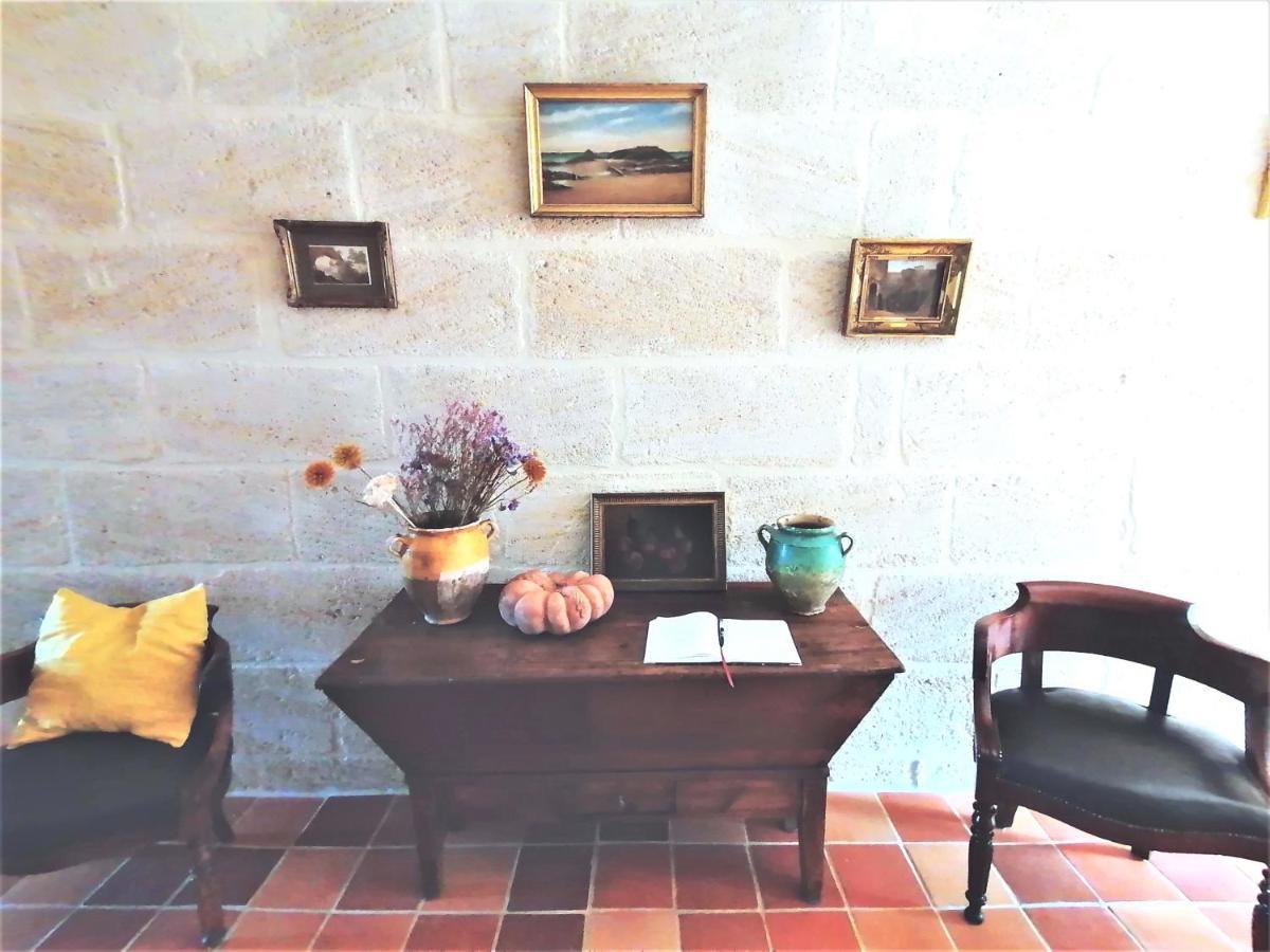 Bed and Breakfast Domaine De Gaia, Piscine, Petanque, Ping Pong, Proche Saint-Emilion Guillac  Екстер'єр фото